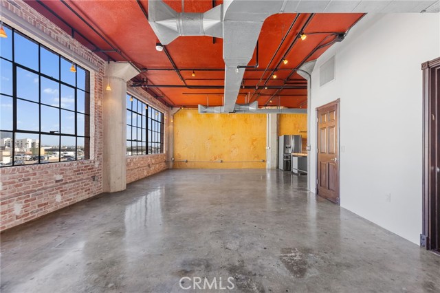 Detail Gallery Image 14 of 43 For 315 E 8th, Los Angeles,  CA 90014 - 2 Beds | 2 Baths