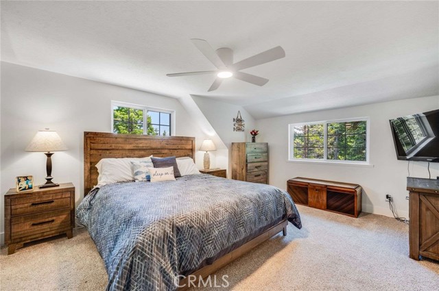 Detail Gallery Image 22 of 42 For 395 Primrose Cir #1-2,  Lake Arrowhead,  CA 92352 - 4 Beds | 3 Baths