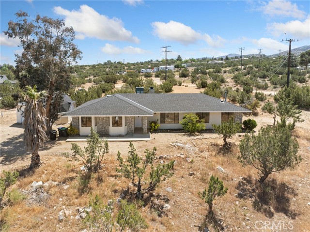 9975 Desert View RD