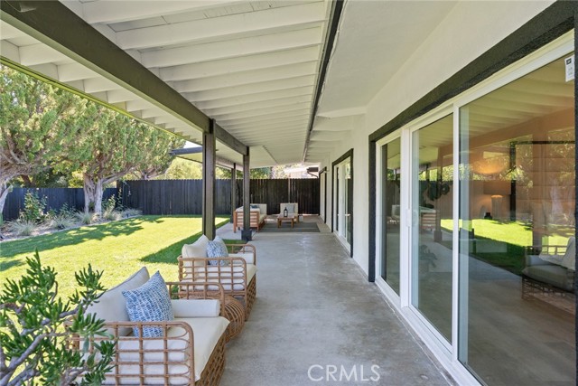 Detail Gallery Image 37 of 45 For 6020 Neddy Ave, Woodland Hills,  CA 91367 - 5 Beds | 3 Baths