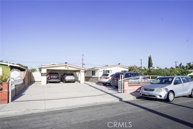 13672 Monroe Street, Westminster CA: https://media.crmls.org/medias/a894c962-800f-41f5-bc3c-230431313243.jpg