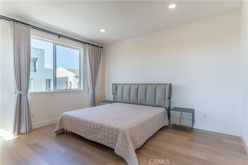 MLS #OC26148784 image #8