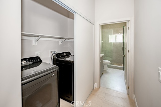 Detail Gallery Image 12 of 17 For 6148 Morella Ave, North Hollywood,  CA 91606 - 2 Beds | 2 Baths