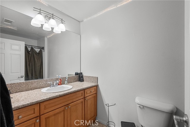 Detail Gallery Image 20 of 25 For 26142 Gravett Pl, Saugus,  CA 91350 - 4 Beds | 3 Baths