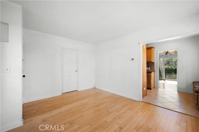 Detail Gallery Image 6 of 30 For 3120 Alabama, La Crescenta,  CA 91214 - 3 Beds | 1/1 Baths