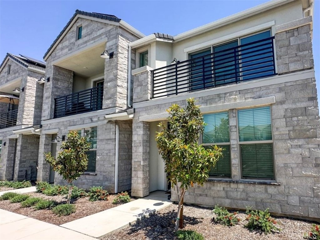 480 W Balsam Lane