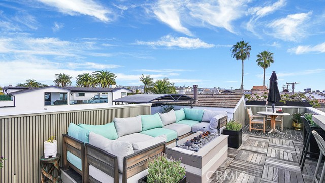 Detail Gallery Image 57 of 71 For 213 Marguerite, Corona Del Mar,  CA 92625 - 3 Beds | 2/1 Baths