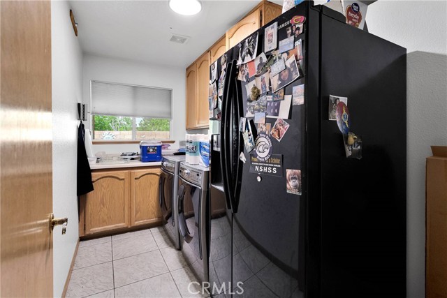 Detail Gallery Image 16 of 44 For 19804 Haida Rd, Apple Valley,  CA 92307 - 4 Beds | 3 Baths