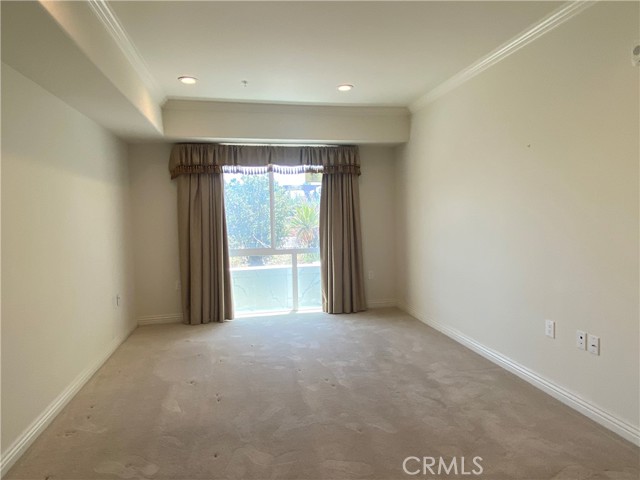 1598 Long Beach Boulevard # 209, Long Beach, California 90813, 2 Bedrooms Bedrooms, ,3 BathroomsBathrooms,Residential Lease,For Rent,1598 Long Beach Boulevard # 209,CRWS24238650