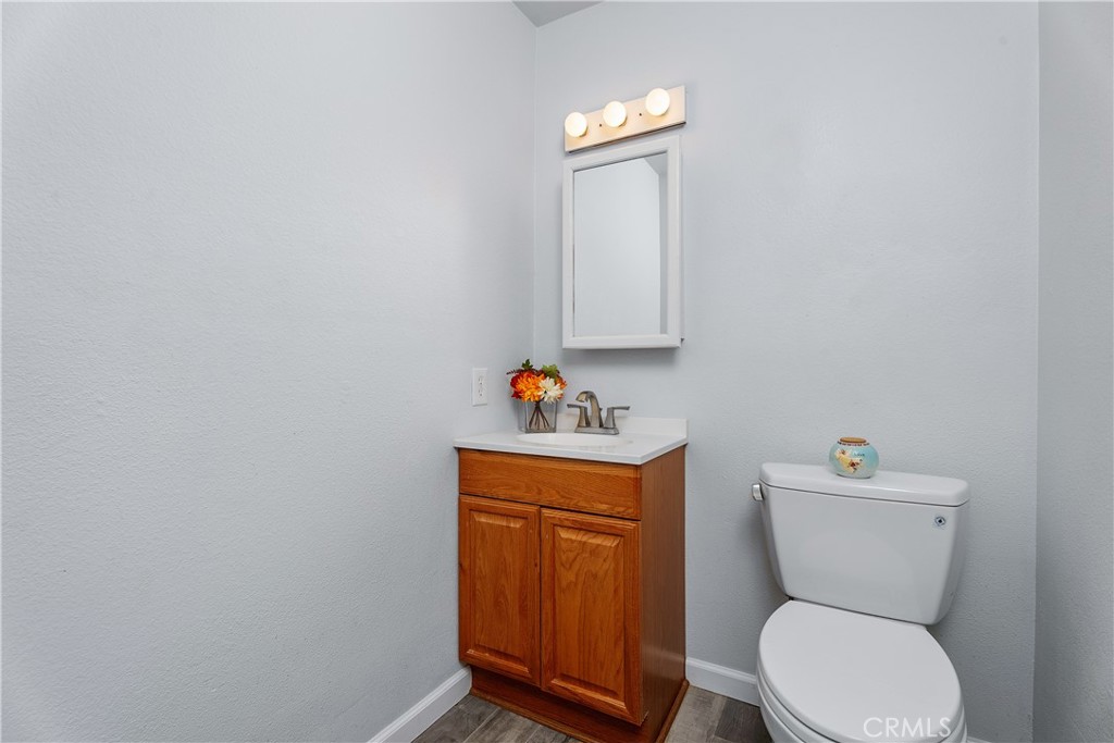 https://media.crmls.org/medias/a89854ba-022c-4821-8334-507661a225d0.jpg?preset=X-Large