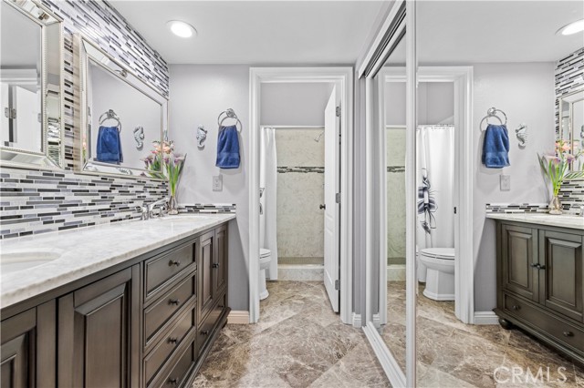 Detail Gallery Image 13 of 33 For 28749 Startree Ln, Saugus,  CA 91390 - 2 Beds | 2 Baths