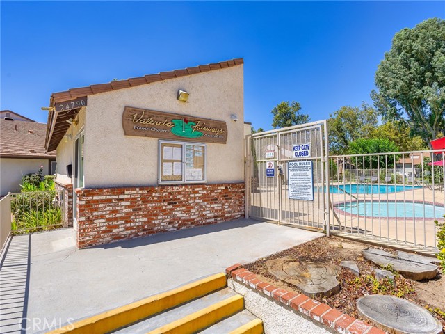 Detail Gallery Image 32 of 41 For 24637 Trevino Dr, Valencia,  CA 91355 - 3 Beds | 2/1 Baths