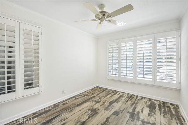 44 59th Place, Long Beach CA: https://media.crmls.org/medias/a8995e4e-a923-4324-bf79-f7c9e2de4282.jpg