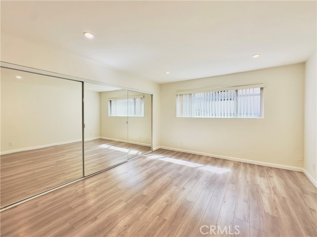 525 E Verdugo Avenue, Burbank CA: https://media.crmls.org/medias/a8998cc9-8dff-4d67-8321-ffedcd55f72a.jpg