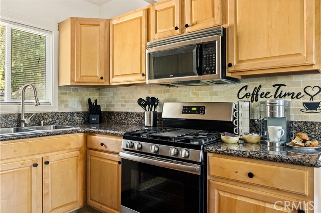 1296 Calgary Drive, Lake Arrowhead CA: https://media.crmls.org/medias/a8998d61-6d66-44f4-a5a9-a46ef1a0fadd.jpg