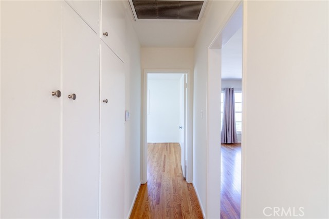 10935 Nassau Avenue, Sunland CA: https://media.crmls.org/medias/a89a1134-cdb0-4591-b306-2ac849f05aee.jpg