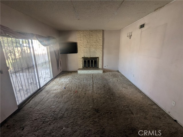 Detail Gallery Image 3 of 20 For 1545 Washington Ave, Pomona,  CA 91767 - 3 Beds | 2 Baths