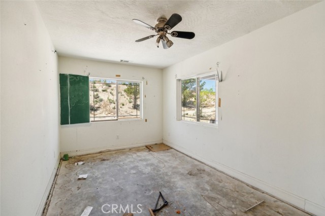Detail Gallery Image 9 of 28 For 8975 Pumalo Rd, Lucerne Valley,  CA 92356 - 4 Beds | 2 Baths