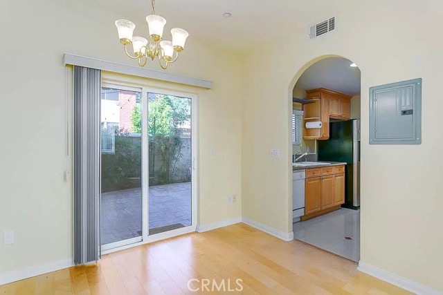 Detail Gallery Image 8 of 24 For 1159 Steuben St, Pasadena,  CA 91106 - 3 Beds | 2/1 Baths