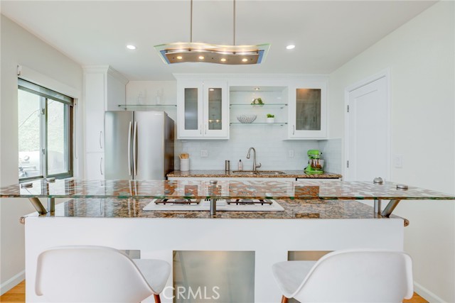 2617 Ruhland Avenue, Redondo Beach, California 90278, 2 Bedrooms Bedrooms, ,1 BathroomBathrooms,Residential,Sold,Ruhland,SB23059783