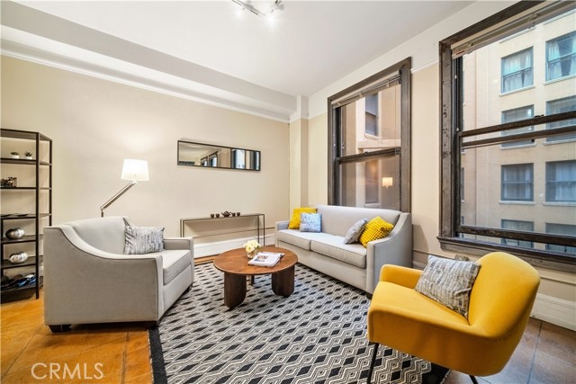 Detail Gallery Image 4 of 31 For 108 W 2nd St #410,  Los Angeles,  CA 90012 - 1 Beds | 1 Baths