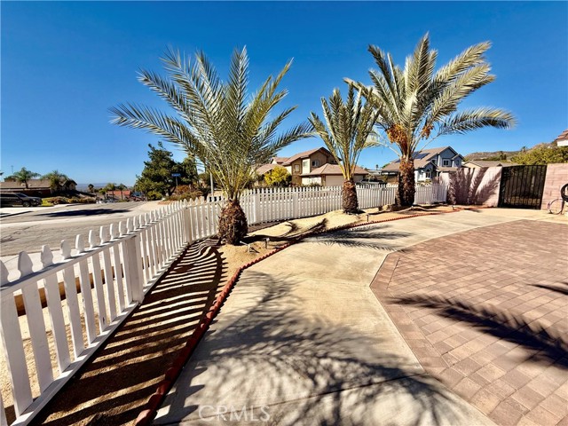 Detail Gallery Image 9 of 56 For 25708 Aspenwood Ct, Moreno Valley,  CA 92557 - 3 Beds | 2 Baths