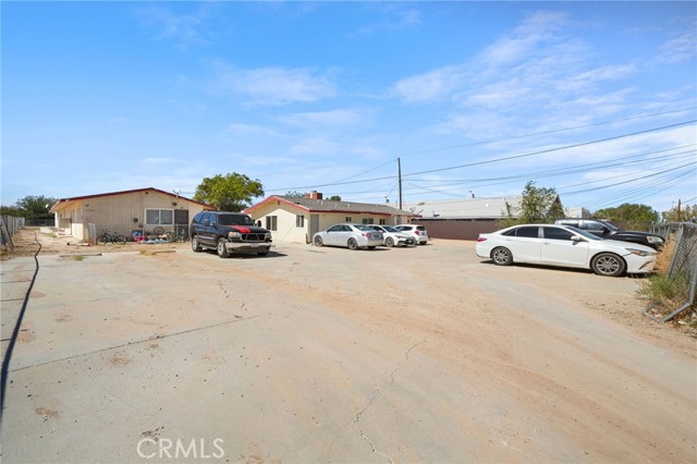 Detail Gallery Image 8 of 16 For 13341 Navajo, Apple Valley,  CA 92308 - – Beds | – Baths