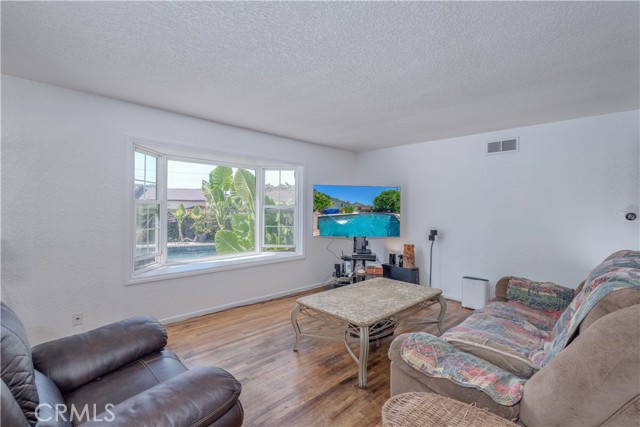 Detail Gallery Image 18 of 60 For 8922 Tracy Ave, Garden Grove,  CA 92841 - 3 Beds | 2 Baths