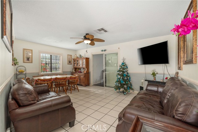 Detail Gallery Image 15 of 35 For 2417 Notre Dame, Pomona,  CA 91766 - 3 Beds | 1 Baths