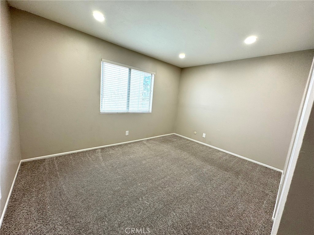 MLS #OC25246722 image #29