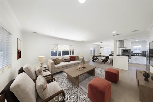 Detail Gallery Image 3 of 22 For 34607 Calle Portola, Dana Point,  CA 92624 - 3 Beds | 2 Baths