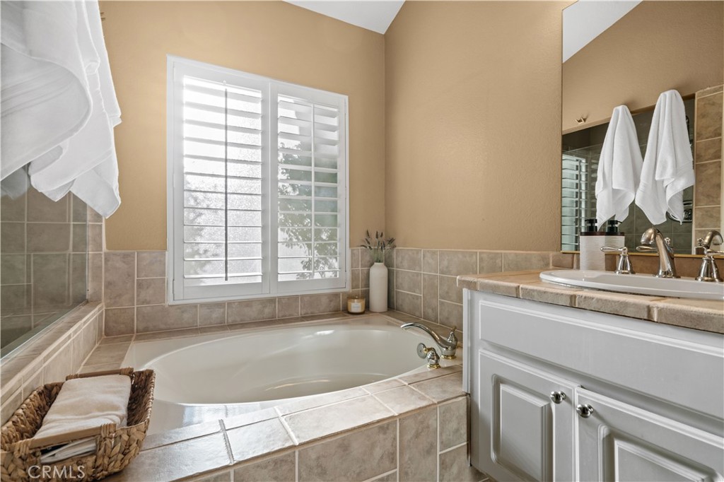 A8a19143 A806 4aef A547 4627bb04902d