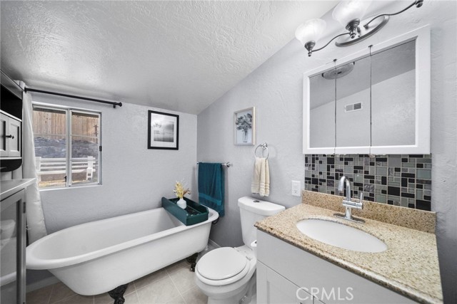 Detail Gallery Image 23 of 34 For 17717 Sierra Trl, Lake Hughes,  CA 93532 - 3 Beds | 2 Baths