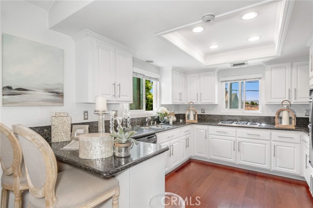 2421 Hill Lane, Redondo Beach, California 90278, 3 Bedrooms Bedrooms, ,2 BathroomsBathrooms,Residential,Sold,Hill,SB22161508