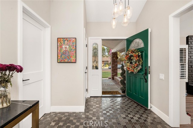 Detail Gallery Image 17 of 53 For 22455 Needles St, Chatsworth,  CA 91311 - 4 Beds | 3 Baths
