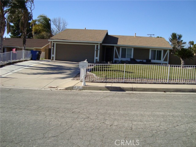 6246 Woodpine Ave, San Bernardino, CA 92407