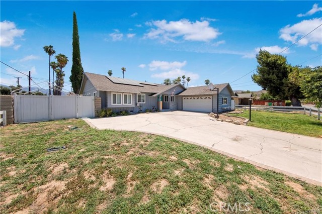 Detail Gallery Image 3 of 4 For 27008 Cornell St, Hemet,  CA 92544 - 3 Beds | 2 Baths