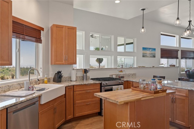 4620 Sandpiper Lane, Paradise CA: https://media.crmls.org/medias/a8a4645c-3ca4-4d1d-ac38-81bc1b489ccd.jpg