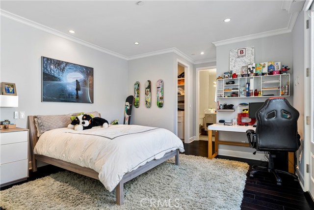 Detail Gallery Image 32 of 45 For 4151 Greenbush Ave, Sherman Oaks,  CA 91423 - 5 Beds | 6 Baths