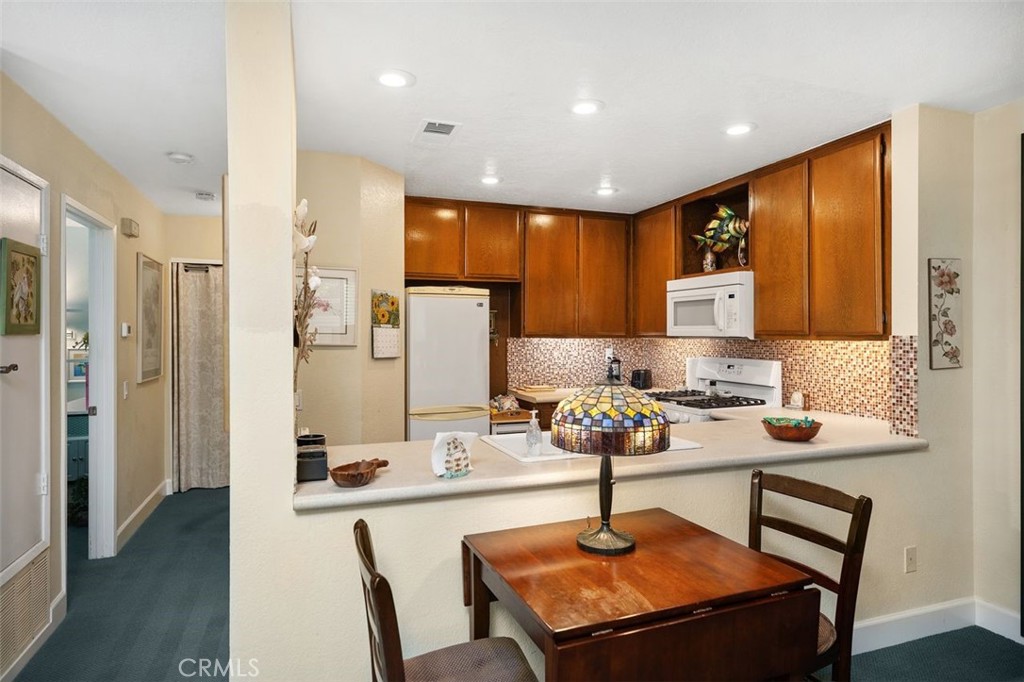 A8a5fcaa 0421 44d3 A63b E3fb75c4e6b5