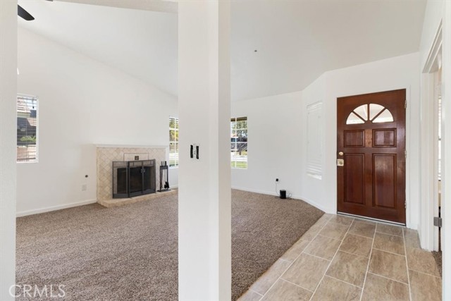 Detail Gallery Image 6 of 45 For 18233 Montgomery Ave, Fontana,  CA 92336 - 4 Beds | 2 Baths