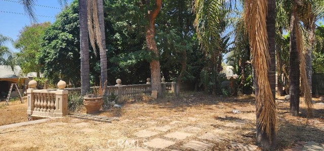 Detail Gallery Image 23 of 44 For 13573 Gladstone Ave, Sylmar,  CA 91342 - 3 Beds | 2/1 Baths