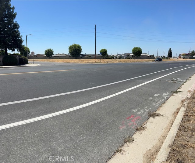 Detail Gallery Image 7 of 12 For 1 M St, Tulare,  CA 93274 - – Beds | – Baths