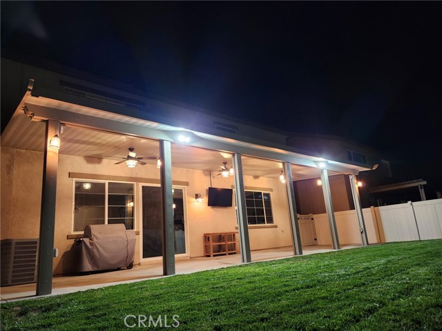 Detail Gallery Image 29 of 34 For 18123 Corktree Dr, San Bernardino,  CA 92407 - 4 Beds | 3 Baths
