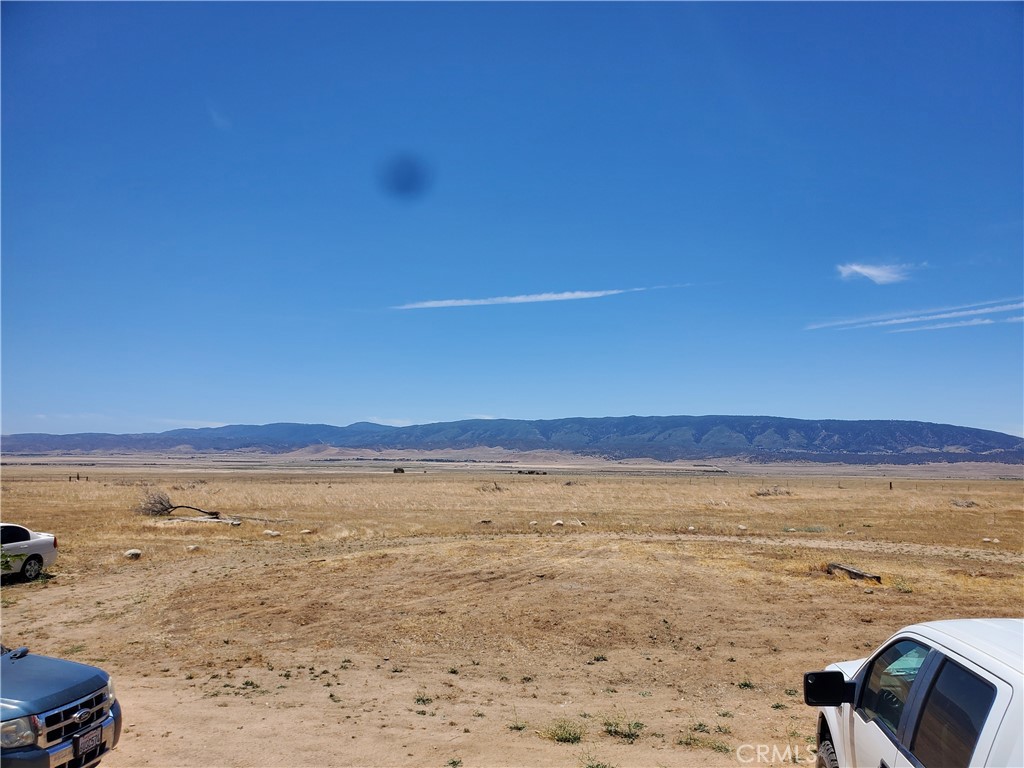 https://media.crmls.org/medias/a8a6ec2d-5230-494b-9938-0dd37f9ec145.jpg?preset=X-Large