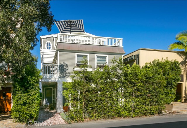 421 32nd Street, Manhattan Beach, California 90266, 4 Bedrooms Bedrooms, ,4 BathroomsBathrooms,Residential,Sold,32nd,SB16744454