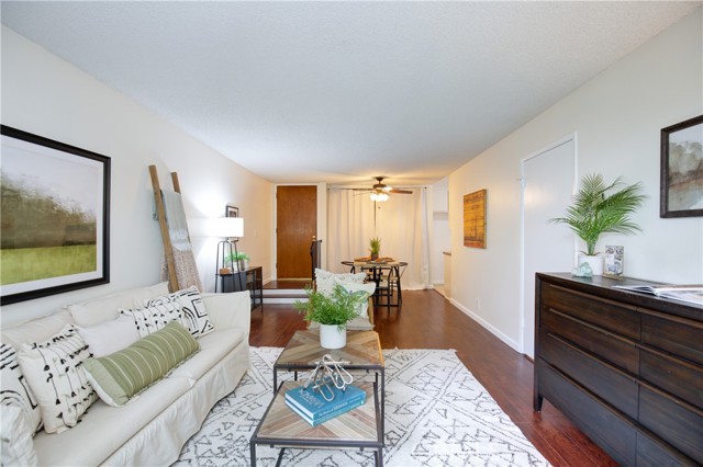 Detail Gallery Image 6 of 27 For 3565 Linden Ave #110,  Long Beach,  CA 90807 - 2 Beds | 2 Baths