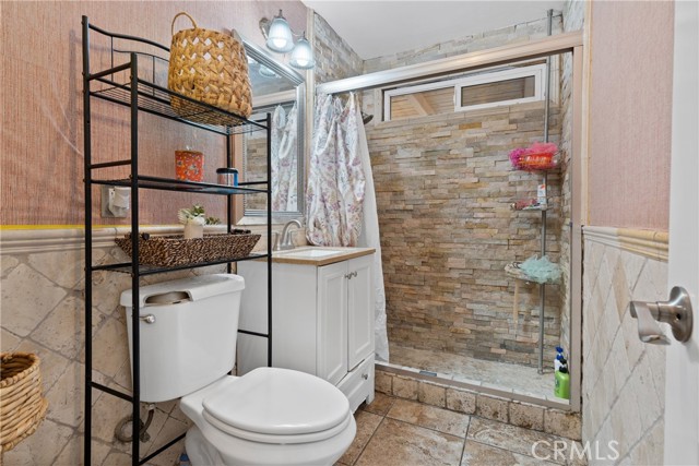 Detail Gallery Image 18 of 26 For 987 E Lynwood Dr, San Bernardino,  CA 92404 - 3 Beds | 1 Baths