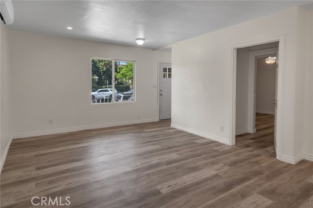 Detail Gallery Image 9 of 40 For 462 Camulos St, Los Angeles,  CA 90033 - 4 Beds | 2 Baths