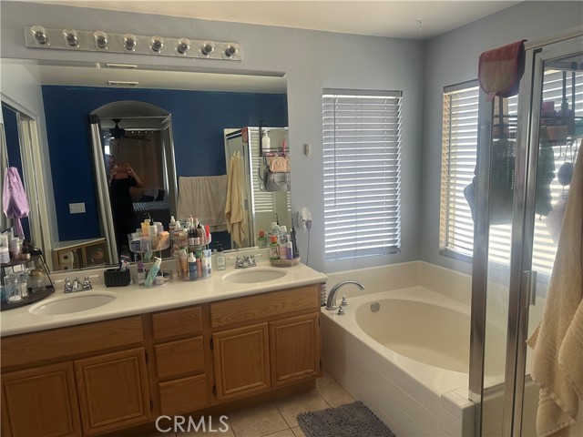 1538 Regents Street, Lancaster CA: https://media.crmls.org/medias/a8a8857d-4798-4a3b-b744-75cdd10c78f1.jpg